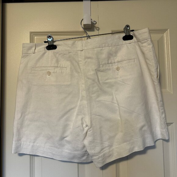 Banana Republic White Linen Shorts in Size 14 - Picture 3 of 3